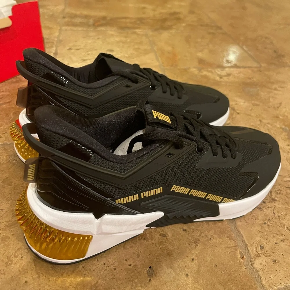 Puma Sneakers - Picture 1 of 5